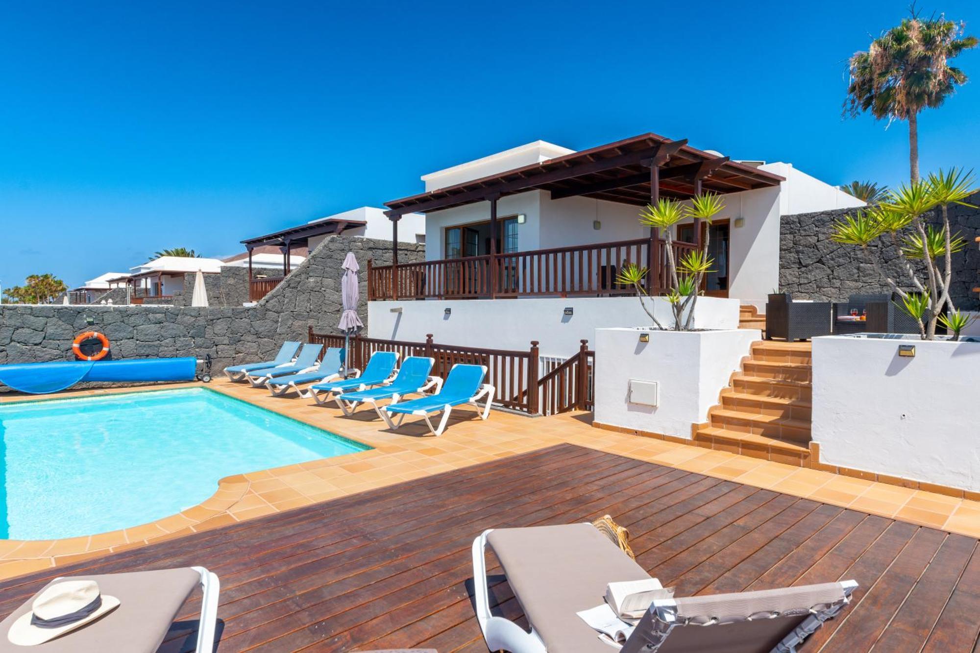 Playa Blanca Vista Lobos Villa With Sea View Exterior photo